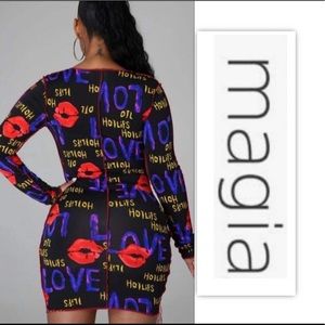 MAGIA Hit Lips Side Cut Out Body Con Dress